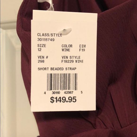 Davids Bridal Bridesmaid/Prom Dress - Picture 7 of 7